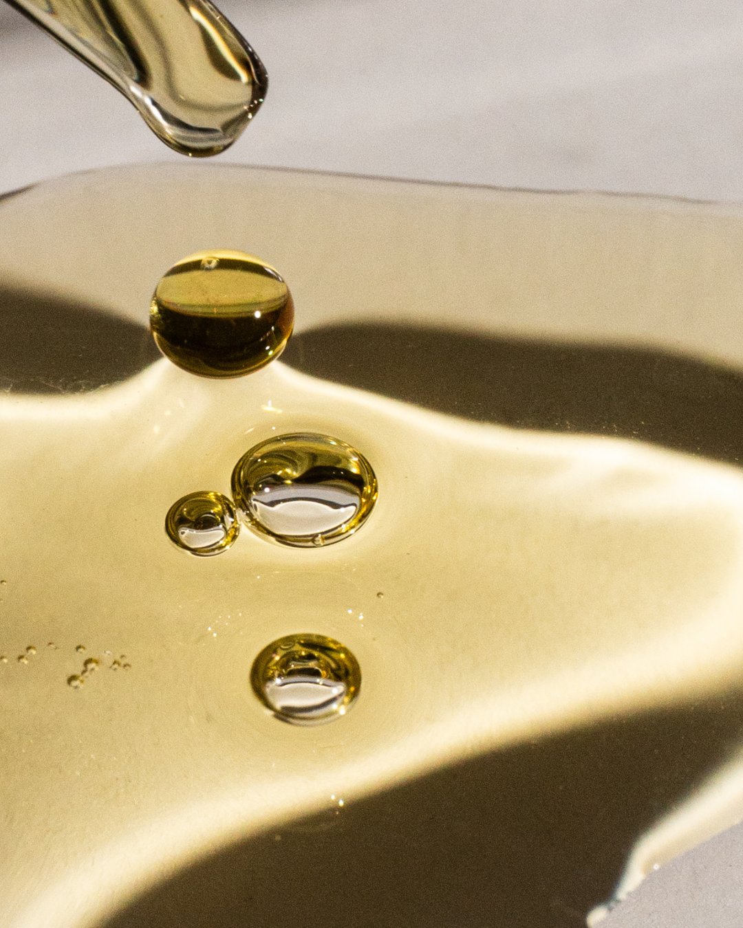 Nourish & Rewind Facial Oil - Frankincense Resin & Blackseed Infusion for Mature Skin & Cellular Repair