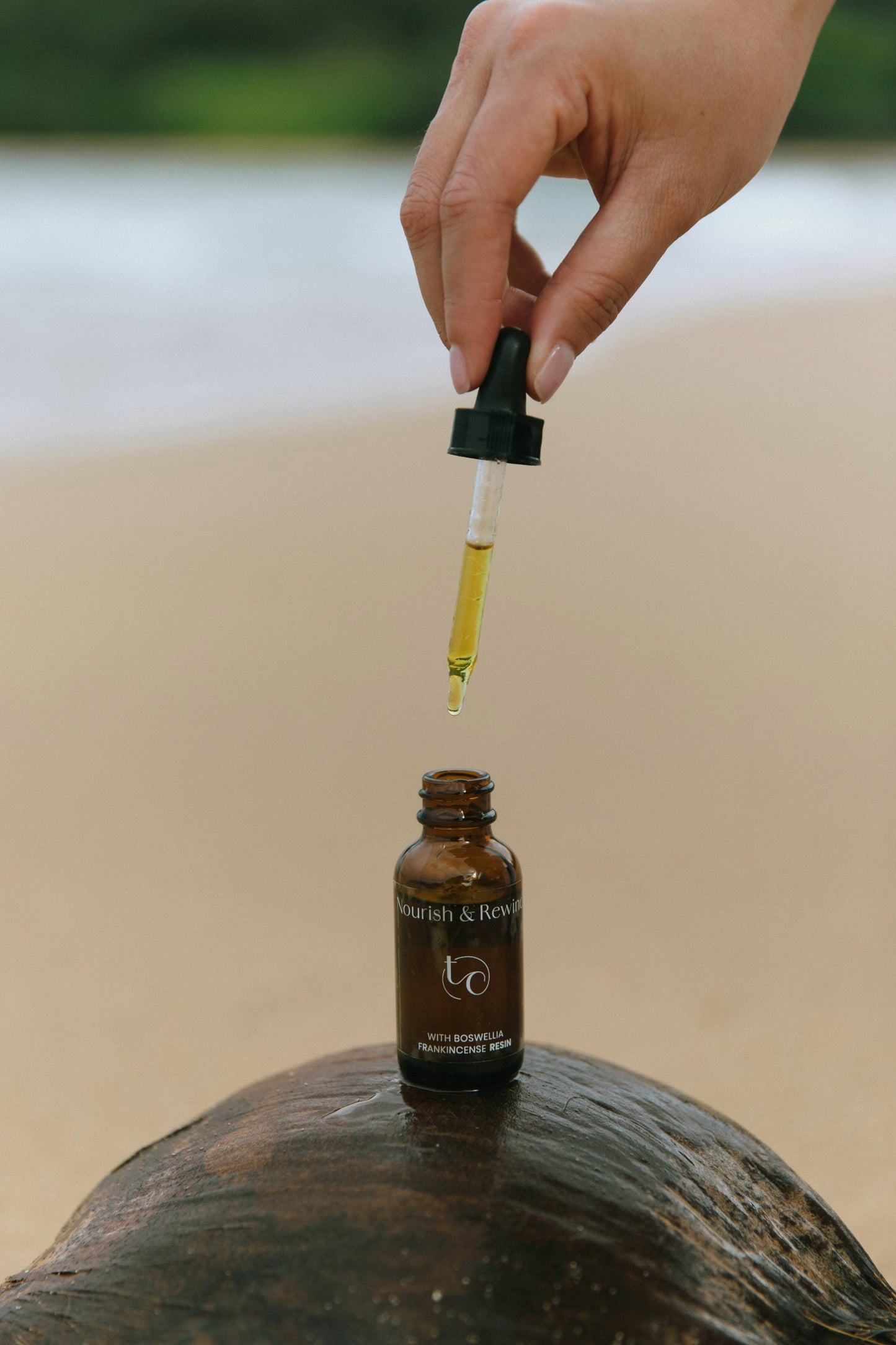 Nourish & Rewind Facial Oil - Frankincense Resin Infused for Rejuvenated, Youthful Skin